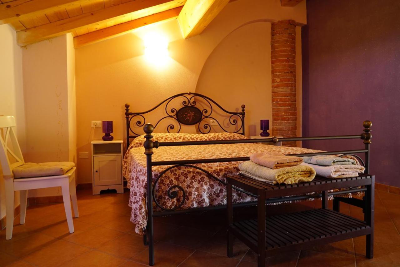 Вилла Agriturismo Il Sole Rivarolo del Re ed Uniti Экстерьер фото